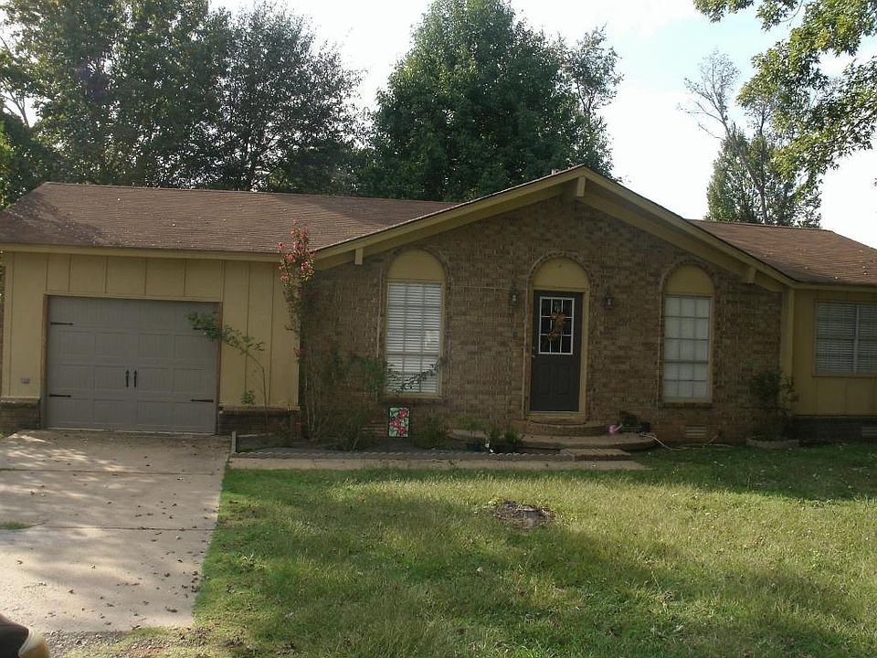 1st image of 1109 N 7th St