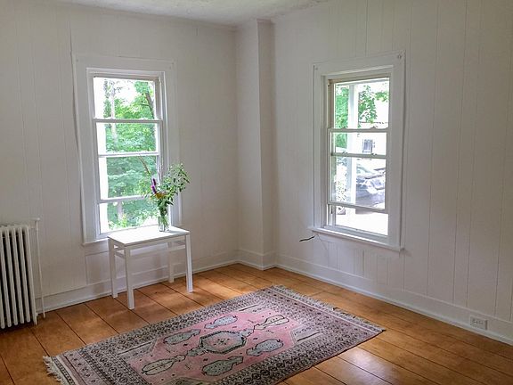 4th image of 22 Elm St #1