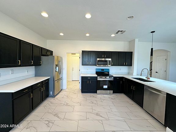 5th image of 20647 N MARQUEZ Drive