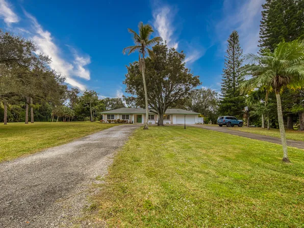 5140 Horseshoe Circle N, West Palm Beach, FL 33417