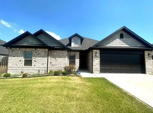 1124 Laux Ln, Pea Ridge, AR 72751