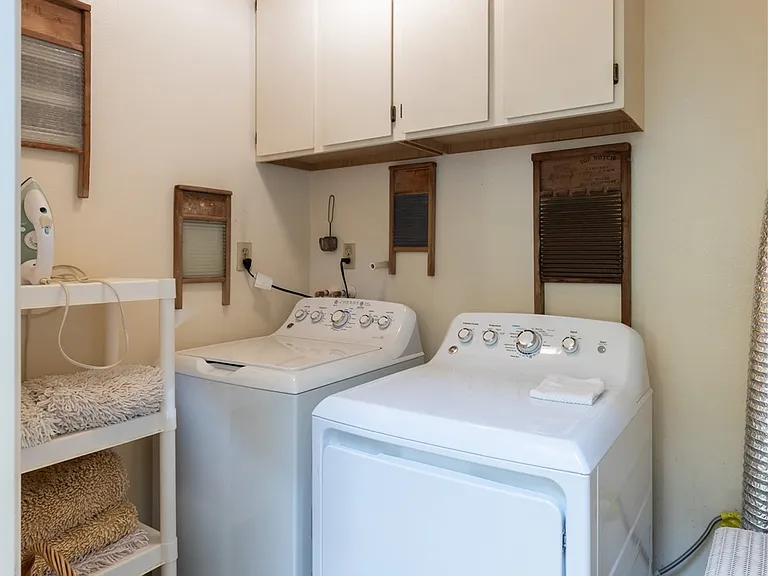 24421 Santa Clara Ave — Photo 26