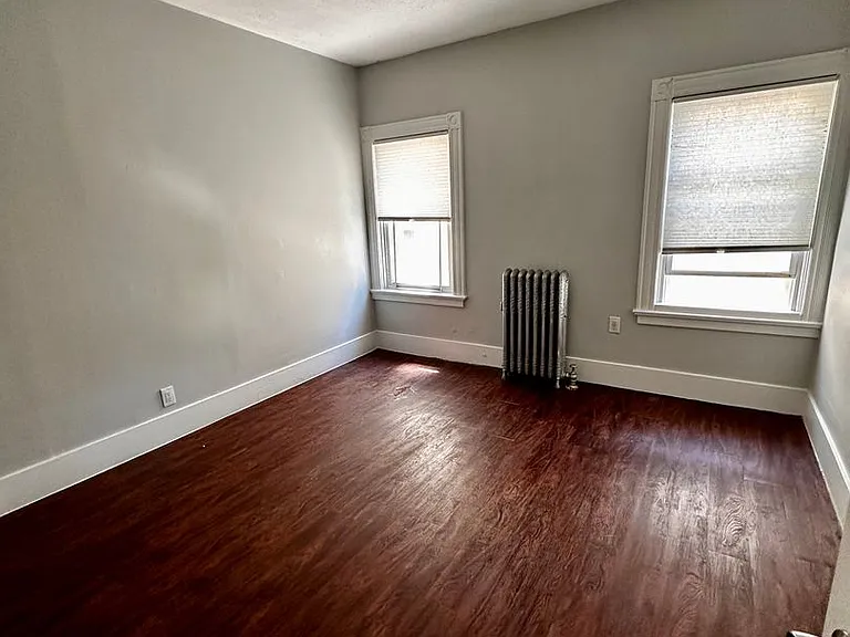 25 Brighton St #3 — Photo 12