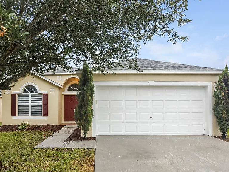 3536 Stonefield Dr — Photo 1