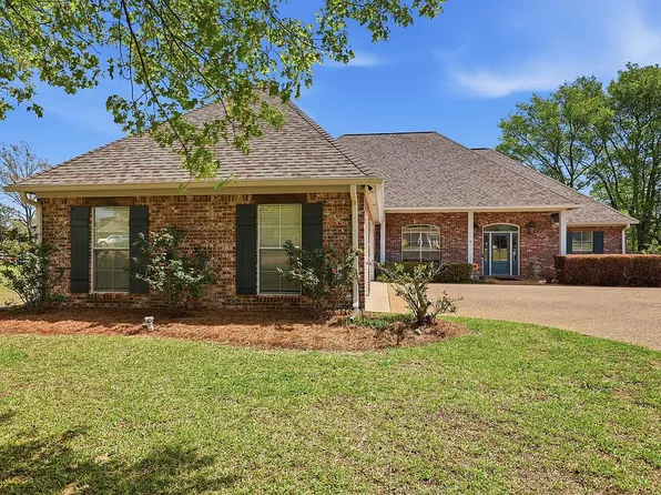 150 Sagefield Sq, Canton, MS 39046