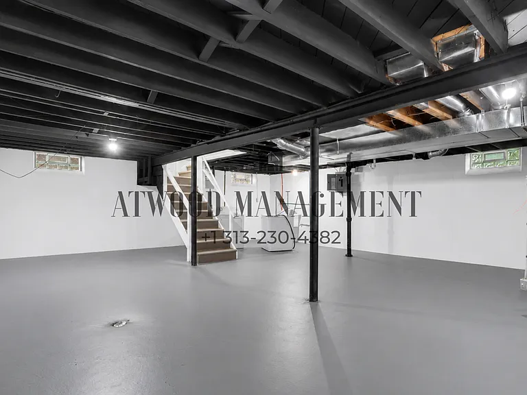 20255 Harned St — Photo 14