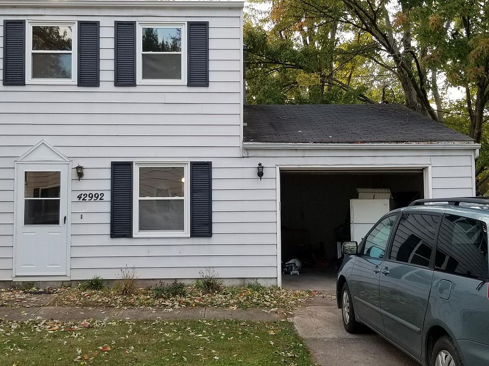 1st image of 42992 Emerald Dr
