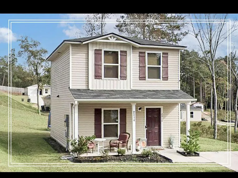 2414 Luxembourg Dr — Photo 1