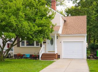 141 Eldred Ave, Bedford, OH 44146