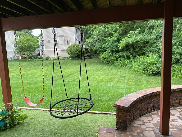 17 Hidden Cove Ct — Photo 8