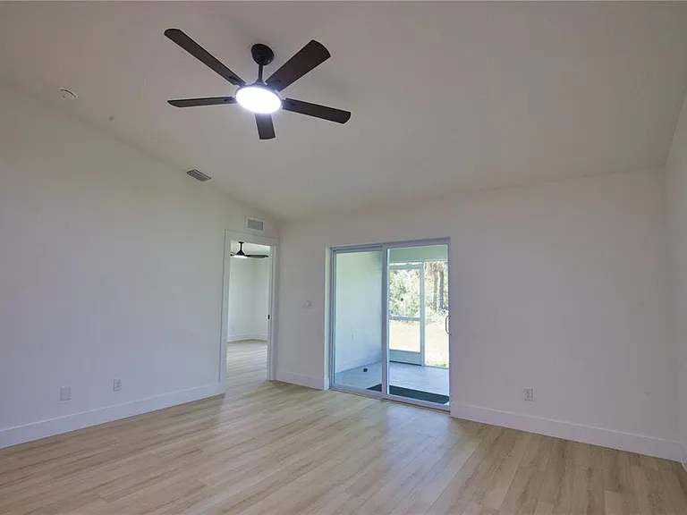 17147 Carleen Ave — Photo 26
