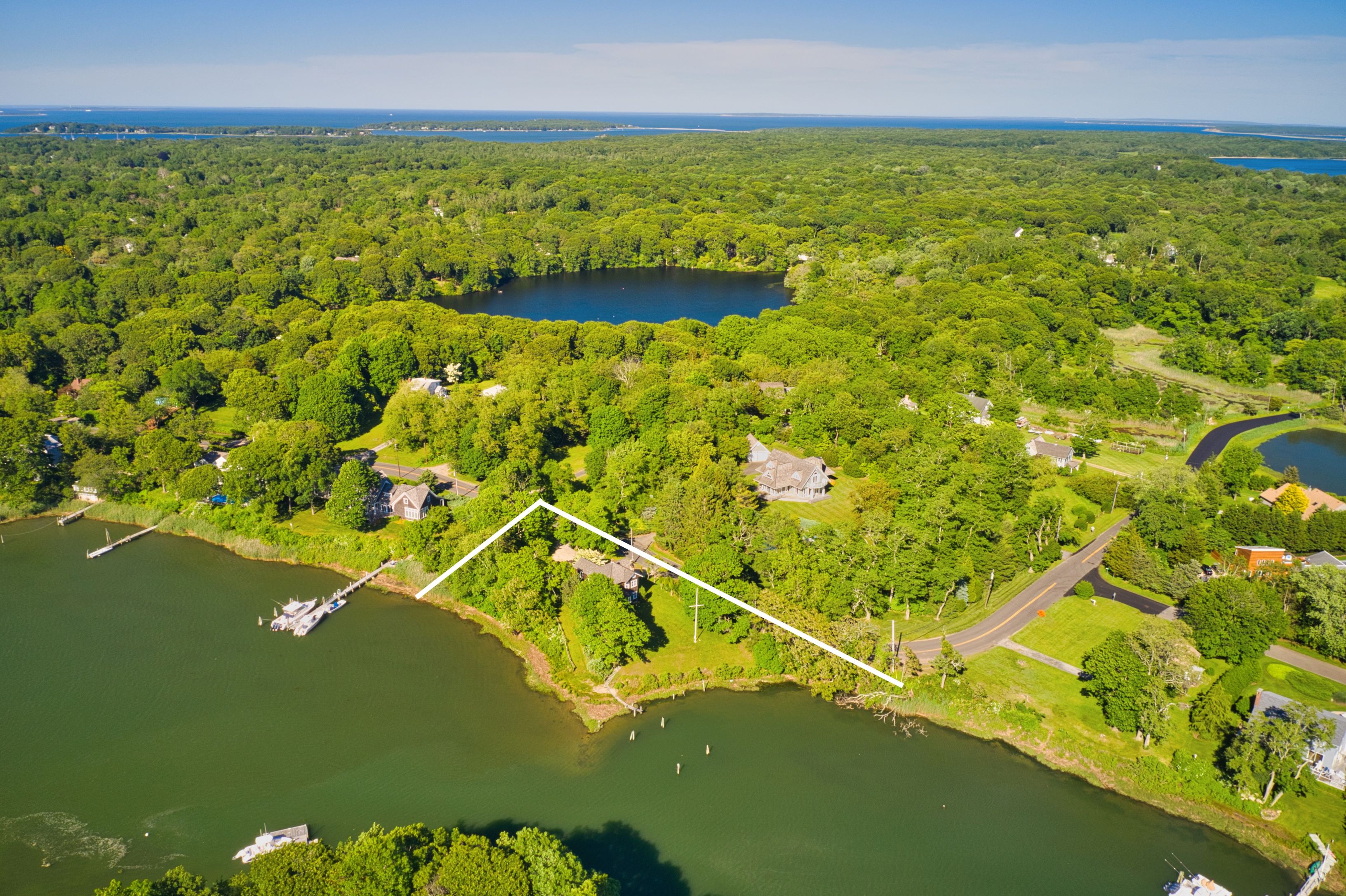 52 South Midway Rd in Shelter Island Out East