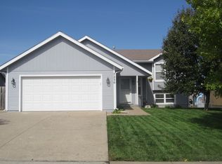 7230 SW 24th St, Topeka, KS 66614