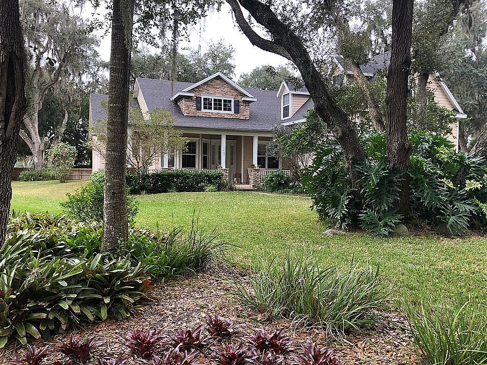 1st image of 1407 Hidden Oaks Bnd