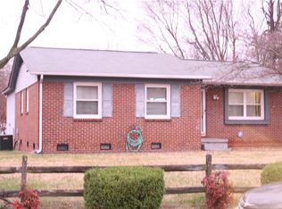 1501 Kingston Rd, Greensboro, NC 27405