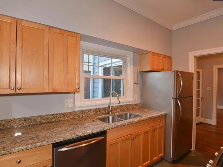 316 Coventry Rd — Photo 7