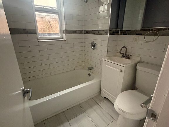 5th image of 35-37 W 29th St #9