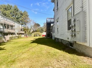 102 1st St #1, Lowell, MA 01850