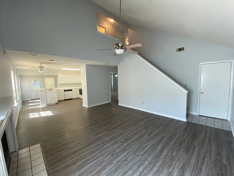169 Wright Cir — Photo 5