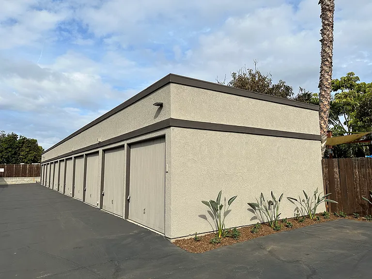 Pacific Villas — Photo 21
