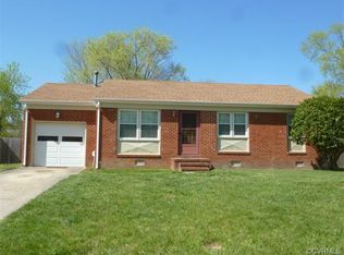 649 Flynn Ln, Petersburg, VA 23805