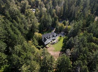 560 Salmon Rd, North Saanich, BC V8M 1S5