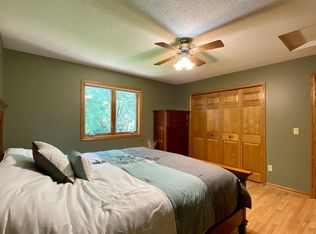 8426 Norway St NW, Coon Rapids, MN 55433