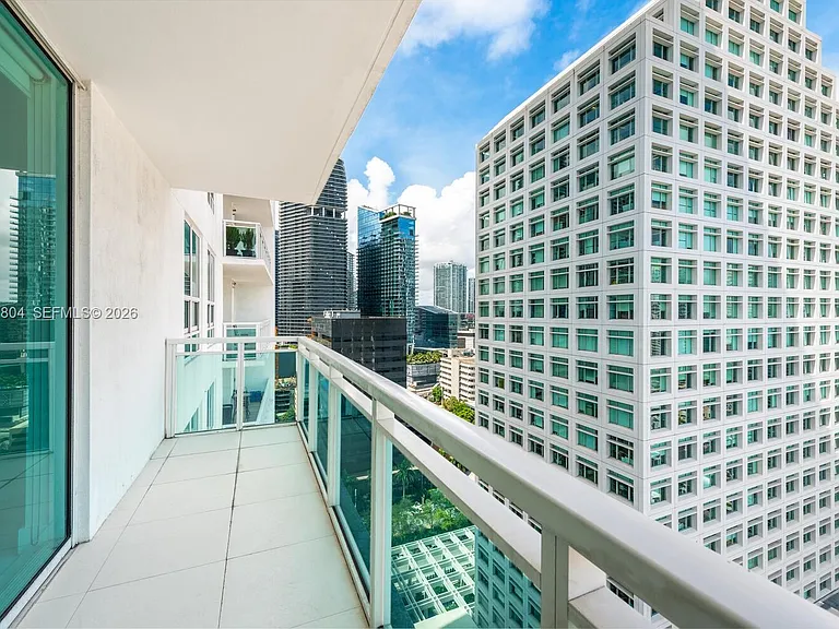 950 Brickell Bay Dr #2208 — Photo 3