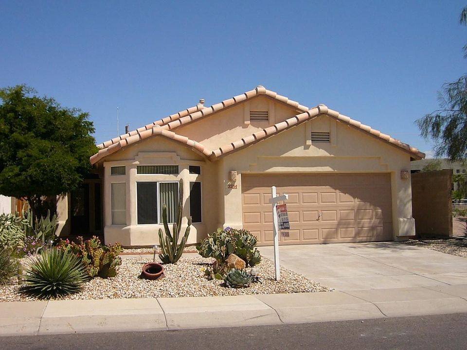 1st image of 2234 E Menadota Dr