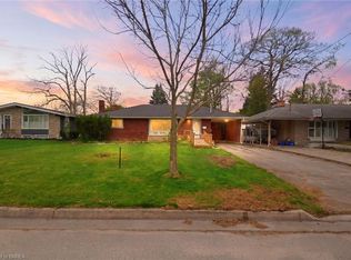 29 Pusey Blvd, Brantford, ON N3R 2S1