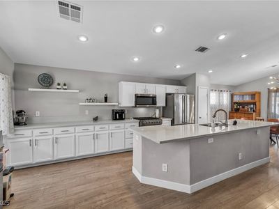 1104 Christopher View Ave, North Las Vegas, NV, 89032