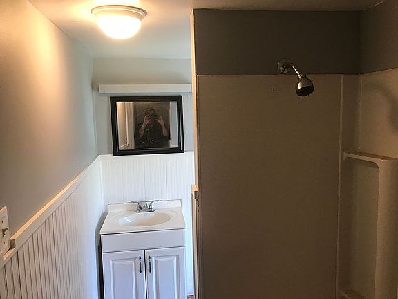5th image of 307 Willow Ave