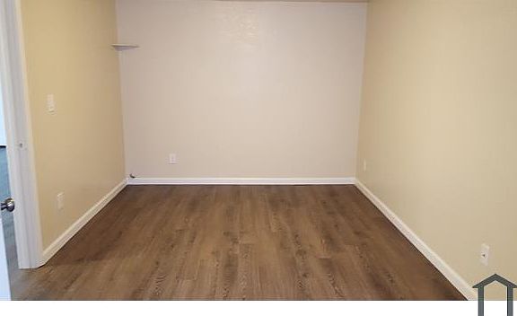 2nd image of 22110 Mission Blvd APT B