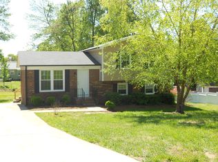 133 Enterprise Ct, Lexington, NC 27295