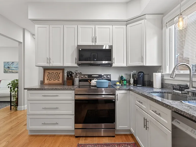 17 Chelmsford St #1 — Photo 1