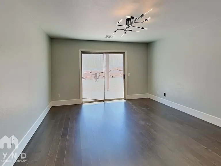 5233 Kendall Ridge Ct — Photo 3