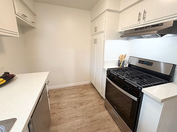 3rd image of 10900 S Magnolia Ave APT 30