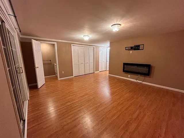 305 S Oak St — Photo 34