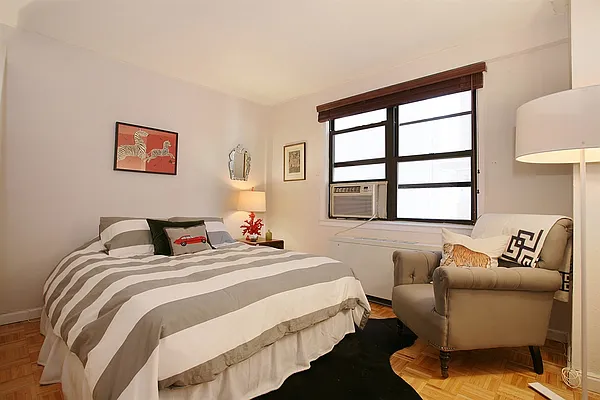 Sold by Corcoran | media 16