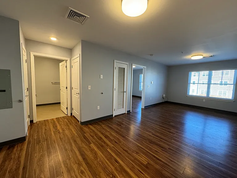 The Ridge at Eastern Trails Apartments — Photo 22