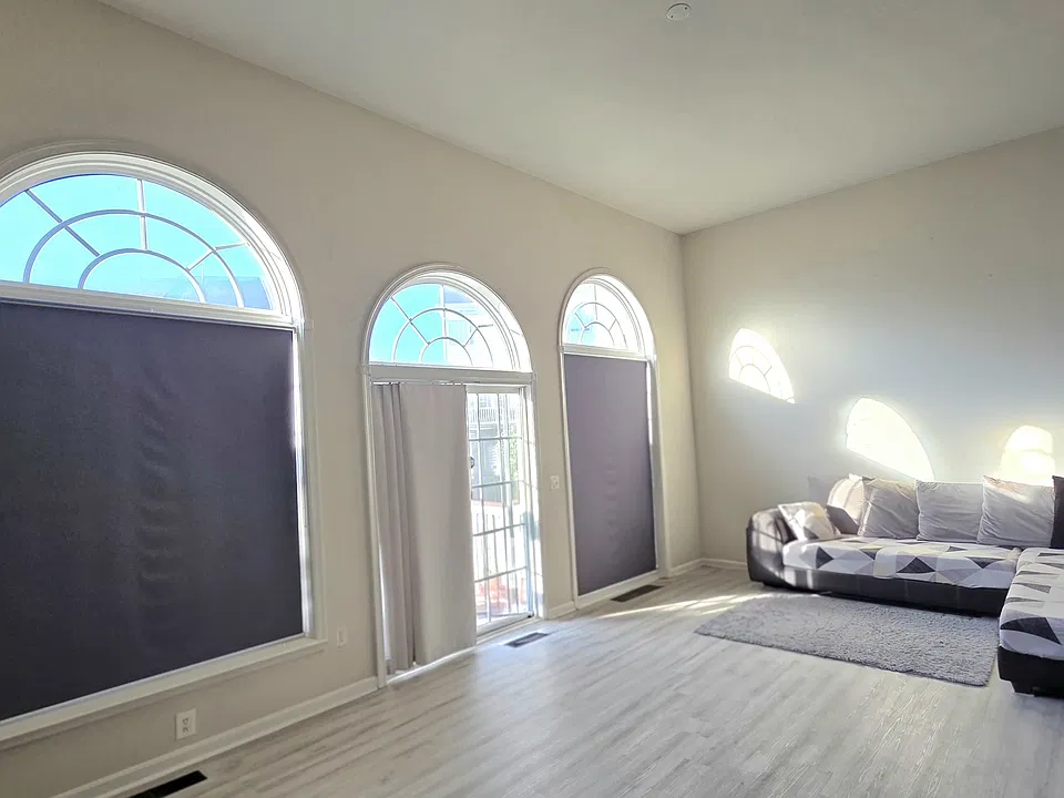 18414 Sierra Springs Sq