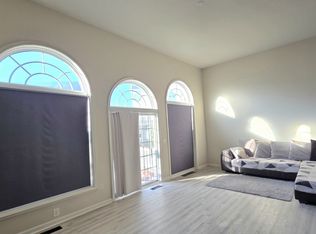 18414 Sierra Springs Sq, Leesburg, VA 20176