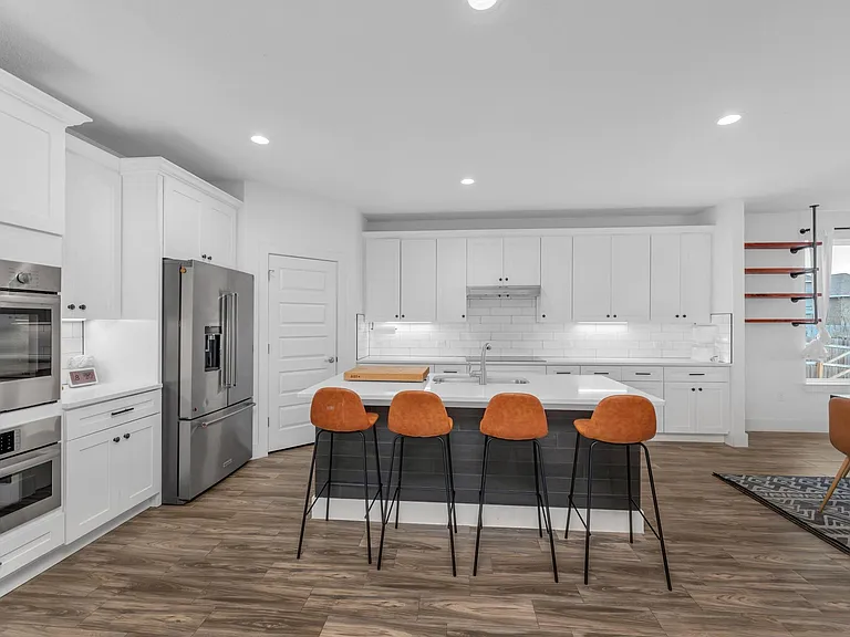 16512 Fetching Ave — Photo 10