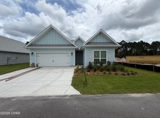 590 Norris Dr, Port Saint Joe, FL 32456