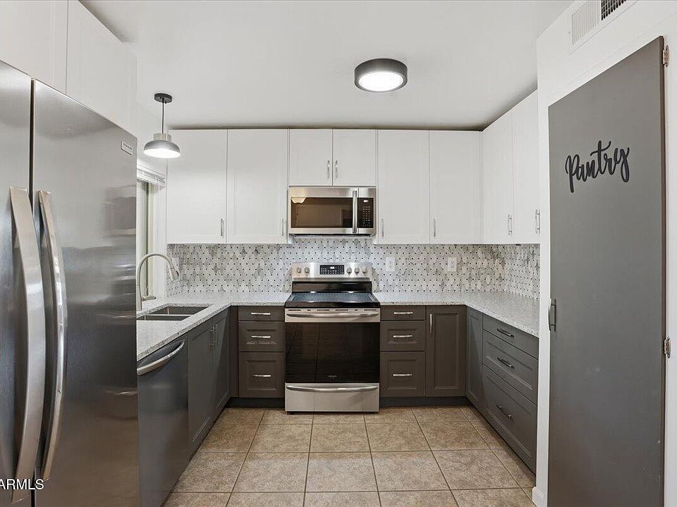 1st image of 13628 N 110TH Avenue
