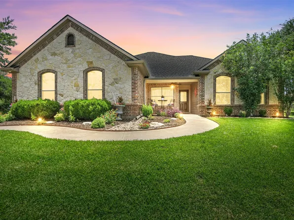 140 Miramar Cir, Weatherford, TX 76085