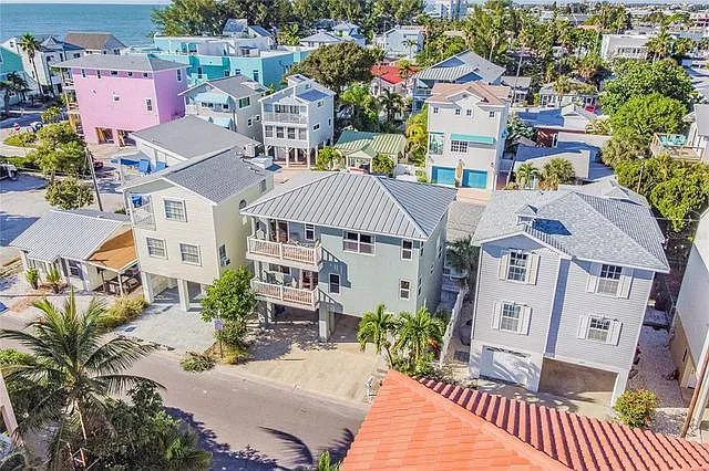 23 80th Ave