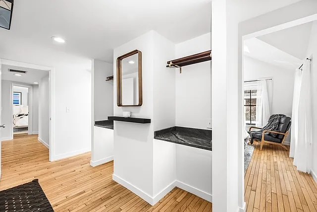 36 Rodman St — Photo 17