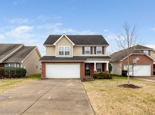 2051 Sparco Cir, Murfreesboro, TN 37128