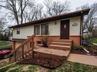 13704 Country Ln, Burnsville, MN 55337